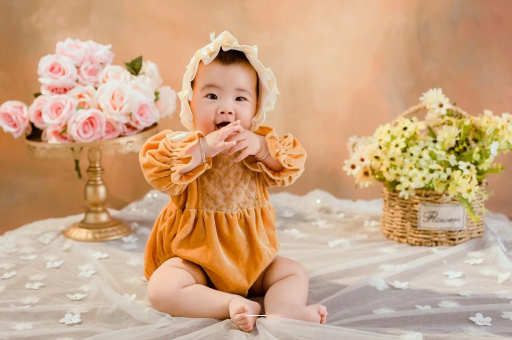 进贤宝宝从鼻子里溢奶处理